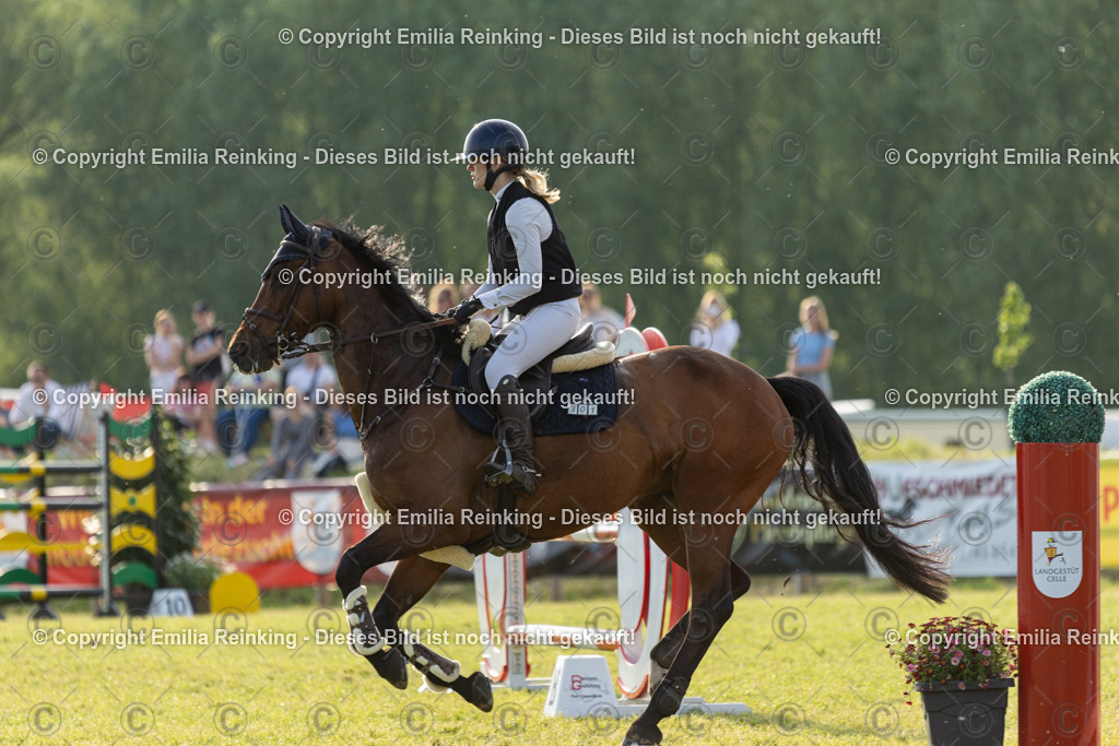 CL5A1111 | Emilia Reinking Fotografie - Realisiert mit Pictrs.com