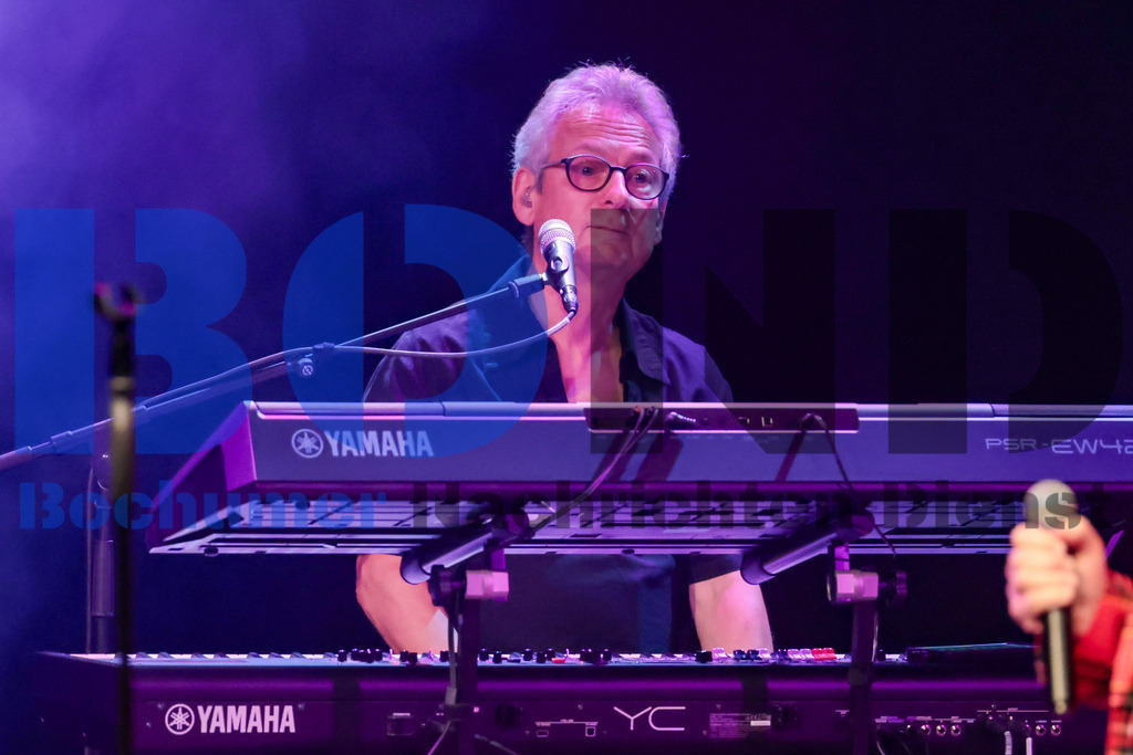 Zeltfestival Ruhr 2024 - Get Back / Beatles Tribute  {date} -  | {headline}(Foto: Sebastian Sendlak / BOND) - Realisiert mit Pictrs.com