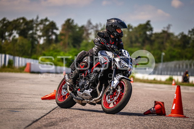 0042-240609_HR-003_42 | Deine Full-Service-Agentur für ✔️Videoproduktionen und ✔️Motorsportfotografie Jetzt Angebot anfragen!