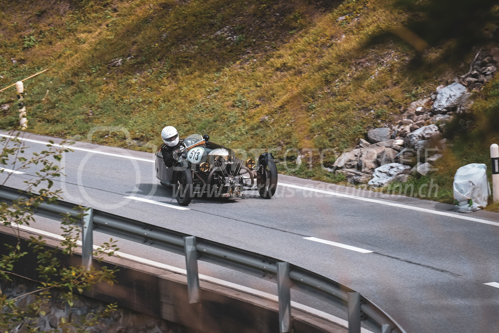 21. Arosa ClassicCar 2025 - 7. =September= 2025 | Sue Darbyshire aus Shipston on Stour (GBR) in einem Morgan Super Aero aus dem Jahre 1929 mit Startnummer 513 am Arosa ClassicCar 2025 in der Kategorie Competition..@arosaclassiccar, @arosa.official, #arosaclassiccar, #arosa, #76curves, #classiccarBild: Sportfotografie Markus Aeschimann | www.markus-aeschimann.ch - Realisiert mit Pictrs.com