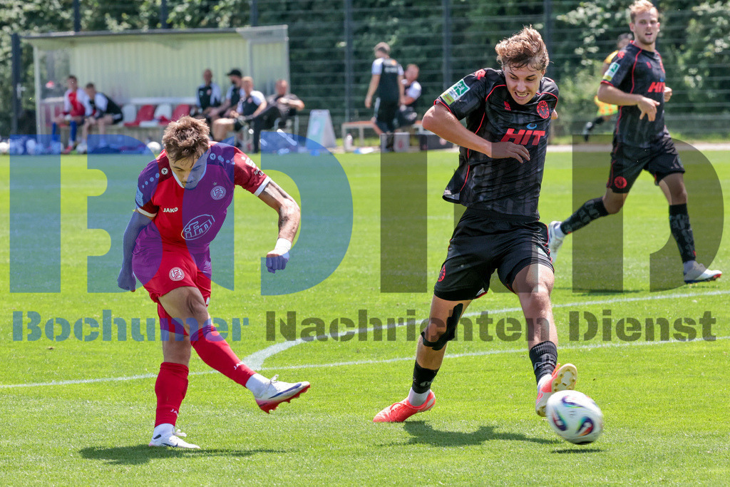 SES_ESSFKO20250712-72 | bond - Realisiert mit Pictrs.com