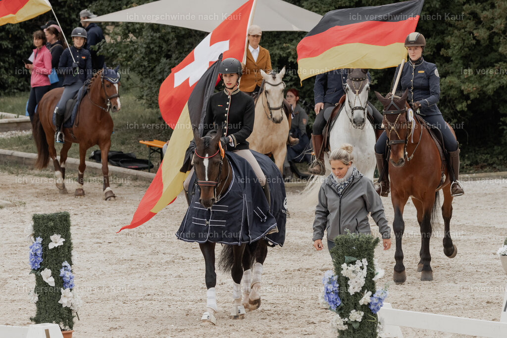 WE_DR_Stoib_siegerehrung_PI2025_531 | Pferd International München 2025