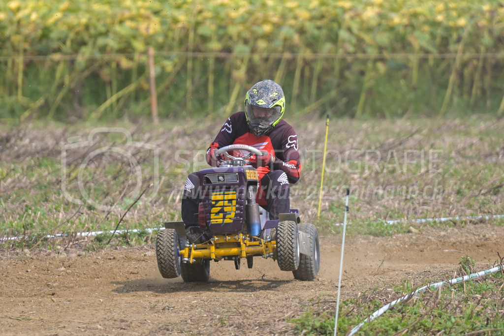 Motortrotti-Rennen Buch am Irchel - 16. August 2025 | Motortrotti-Rennen Buch am IrchelBuch am Irchel, Kt. ZürichBild: Sportfotografie Markus Aeschimann | www.markus-aeschimann.ch - Realisiert mit Pictrs.com
