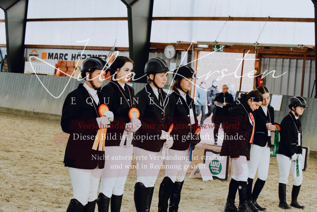 DSC_7390 | Pferde- und Turnierfotografie in Westsachsen. Pferdeportraits, Auftragszeichnungen und intuitive Kunst.
