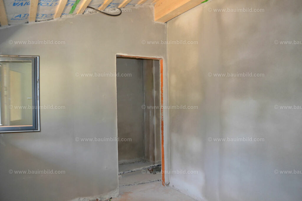 bib-lg18-putzarbeiten-0121 | Nach LV-Leistungsgruppen sortierte Detailfotos über den Bau eines Hauses. Alle Hausbau-Bilder direkt vom Urheber und Autor der Website Haus-Selber-Bauen.com