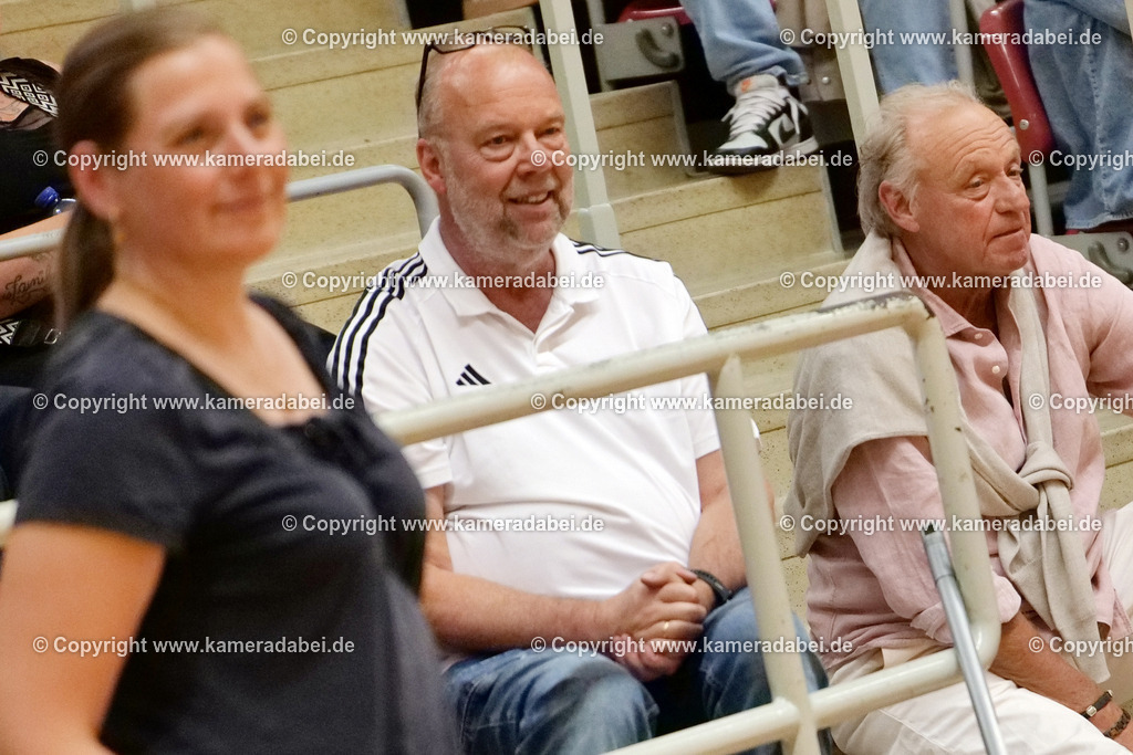 Handball : Benefizspiel : RWO/Tus 87/97 Alstaden gegen HSG Krefeld am 24.07.2026 in der Willy Jürissen Halle Oberhausenj | Handball : Benefizspiel : RWO/Tus 87/97 Alstaden gegen HSG Krefeld am 24.07.2026 in der Willy Jürissen Halle Oberhausen - Realisiert mit Pictrs.com