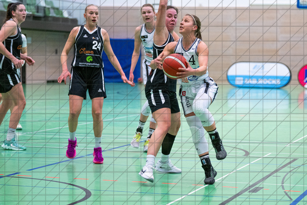2. DBBL Nord 24/25 | 22.12.2024 | BBC OS vs. Metropol Ladies Herne/Recklinghausen | 2. DBBL Nord 24/25 | 22.12.2024 | BBC OS vs. Metropol Ladies Herne/Recklinghausen - - - - - CREDIT, www.bullenfotos.de, Martin König, Hörner Weg 40, D-49078 Osnabrück, +4917663732967, Nutzung und Weitergabe nur zu den vereinbarten Zwecken. Presseanfragen an Urheber. Alle Rechte beim Urheber. - - - - - - Realisiert mit Pictrs.com
