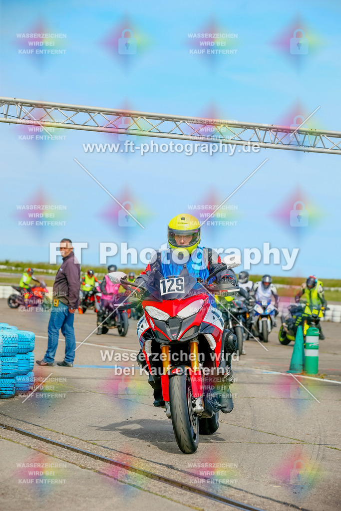 _MOT1004 | Hier findet Ihr Bilder von Touristenfahrten auf der Nürburgring Nordschleife oder von anderen Veranstaltungen die ich besucht habe. Viel Spass beim Durch Schauen 