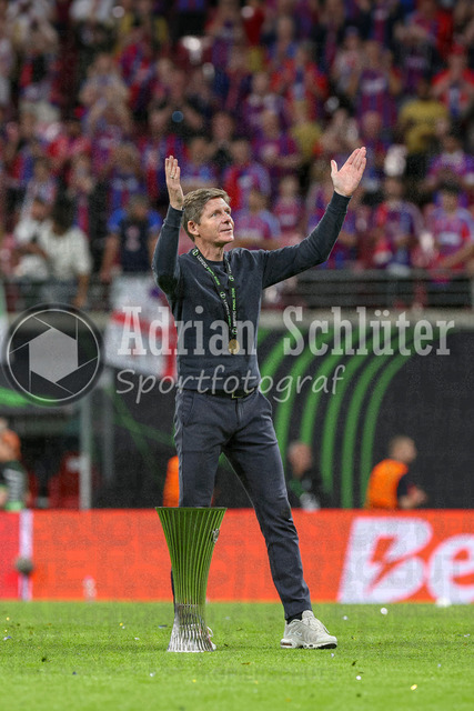27.05.2026, EUR, Fussball, Herren, Conference League Finale, Saison 2025/2026, Crytsal Palace F.C. - Rayo Vallecano de Madrid | Sportfotograf Adrian Schlüter aus NRW für Fußball, Sportevents und Reportagen. Authentische Sportfotografie für Vereine, Medien, Verbände und Unternehmen.