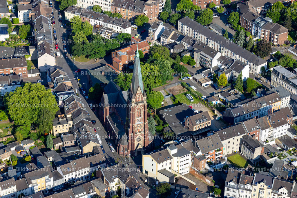 Luftbild Mönchengladbach-3801 | Luftbildfotografie und Luftbild Kirchengebäude des " St. Maria Rosenkranz "an der Eickener Straße in Mönchengladbach im Bundesland Nordrhein-Westfalen, Deutschland. - Realisiert mit Pictrs.com