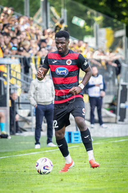 German 3rd Division, Viktoria Koeln vs. Alemannia Aachen, 10.05.2026 | KOELN, GERMANY - MAY 10, 2026: Verthomy Boboy (Viktoria Köln, 22) during the 3rd division match on gameday 37 between Viktoria Koeln vs. Alemannia Aachen at the Sportpark Hoehenberg on May 10, 2026 in Koeln, Germany. DFL REGULATIONS PROHIBIT ANY USE OF PHOTOGRAPHS AS IMAGE SEQUENCES AND/OR QUASI-VIDEO.