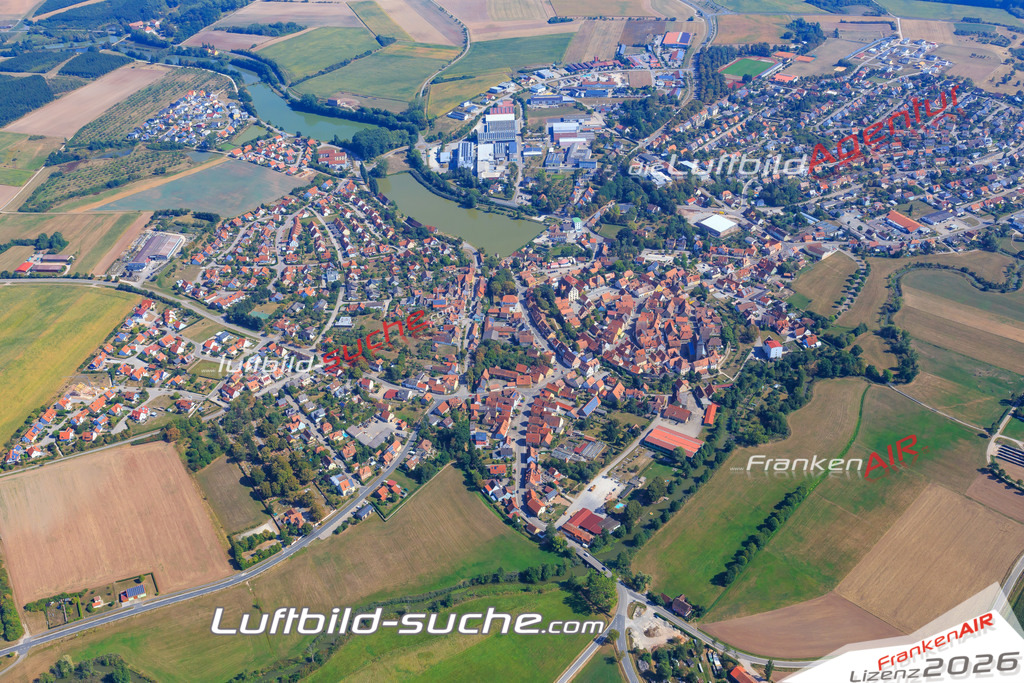 Luftbild von  Leutershausen - Luftaufnahme wurde 2016 von https://frankenair.de mittels Flugzeug (keine Drohne) erstellt - die Geschenkidee
