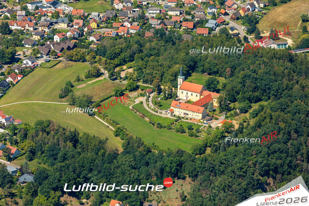 Das Luftbild zeigt : Kloster Schwarzenfeld - Die Luftaufnahme wurde 2023 vom UL-Flugzeug aus erstellt ( keine Drohne ) - Hochauflösende Luftaufnahme - Für grossformatige Ausdrucke geeignet. Die Geschenkidee !Mit Lizenz und Bildrechte bestellbar