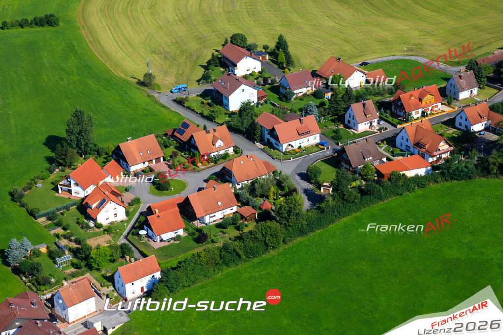 Die Luftaufnahme Großvichtach - Marktrodach wurde vom UL-Flugzeug (keine Drohne) aus fotografiert.Hohe Druck- Auflösung-die Geschenkidee!