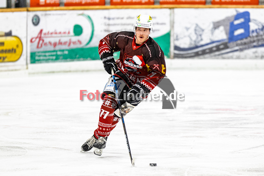 Bayernliga Eishockey, TSV Peißenberg Miners gegen EV Pegnitz "Ice Dogs" am 16.12.22 in Peißenberg | Bayernliga Eishockey, TSV Peißenberg Miners gegen EV Pegnitz "Ice Dogs" am 16.12.22 in Peißenberg