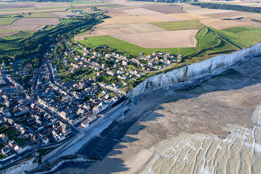 Luftbild: Falaise D Ault in Ault im Bundesland Somme in Frankreich. Foto: IMG_70863.jpg vom 24.08.2014 durch Werner Riehm/FLY-FOTO.de