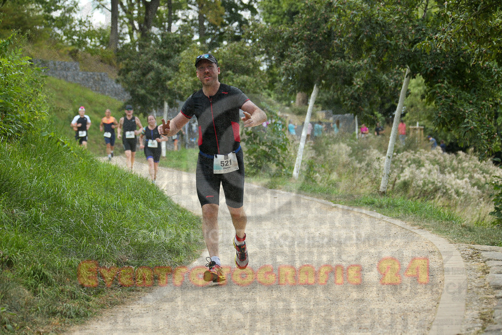 250824_1409_EX1_5187 | Sportfotografie im Rhein-Sieg Kreis, Köln, Bonn, NRW, Rheinland Pfalz, Hessen, etc. Unser Tätigkeitsfeld umfasst den Laufsport vom Volkslauf über den Marathon, Duathlon, Triathon bis zum Ultralauf wie Kölnpfad Ultra oder Schindertrail.