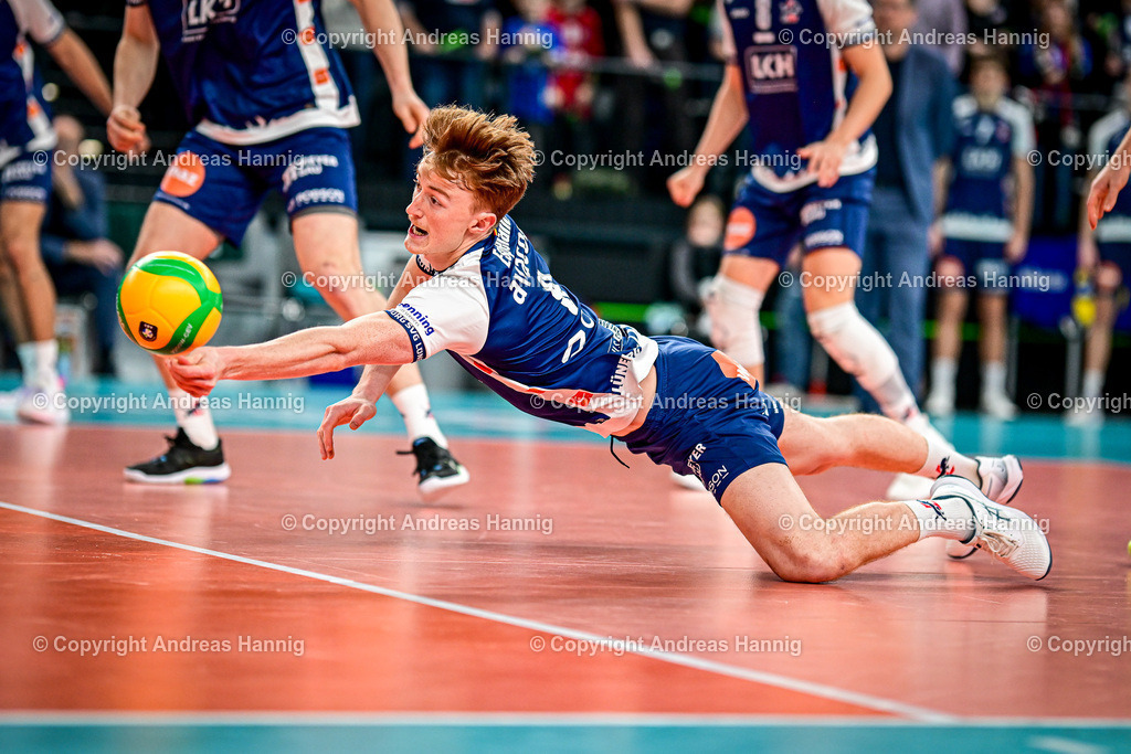 Volleyball I Herren I Saison 2024-2025 I Champions League Volley I 4th Round Leg 4  CLVM 84 I SVG Lüneburg - Levski SOFIA I 18.12.2024 | a-hannig - Realisiert mit Pictrs.com