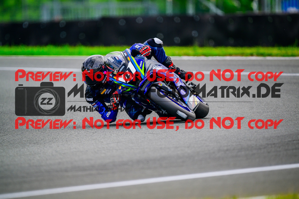 MaZZes_FotoMatrix_240531_6007705_4066 | R7