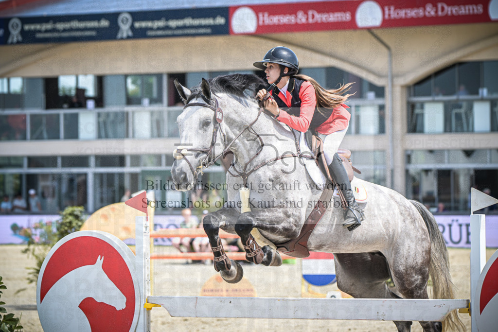 DOS_3813 | Entdecke hochwertige Reitturnierfotos von Foto Oger. Professionell, emotional und authentisch – jetzt Lieblingsmomente im Shop bestellen.Deutschlandweite Turnierfotografie. - Realisiert mit Pictrs.com