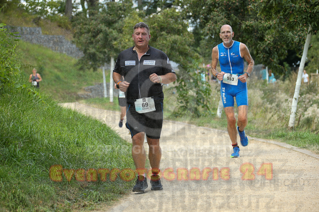 250824_1256_EX1_0969 | Sportfotografie im Rhein-Sieg Kreis, Köln, Bonn, NRW, Rheinland Pfalz, Hessen, etc. Unser Tätigkeitsfeld umfasst den Laufsport vom Volkslauf über den Marathon, Duathlon, Triathon bis zum Ultralauf wie Kölnpfad Ultra oder Schindertrail.