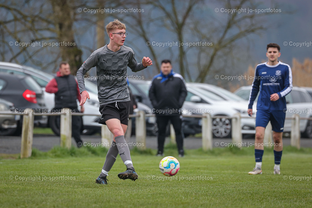 Kombach_Wiesenbach (38) | 08.04.2023; Kreisliga B Biedenkopf; Rasenplatz Kombach; FC Kombach - FV Wiesenbach; Ergebnis 4:4 (2:1)