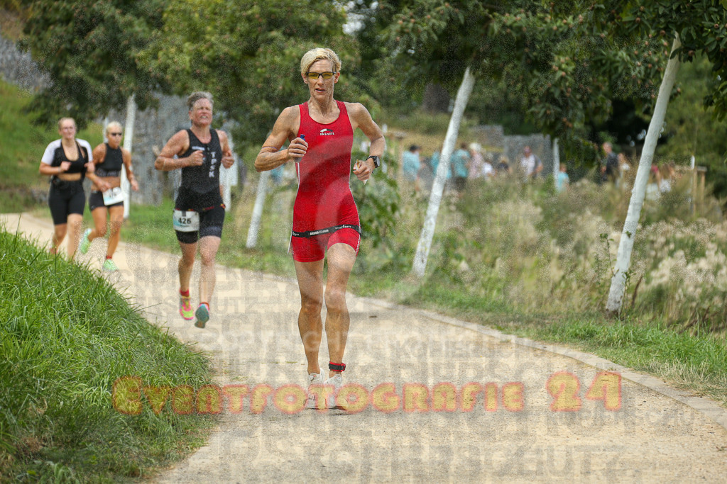 250824_1346_EX1_3635 | Sportfotografie im Rhein-Sieg Kreis, Köln, Bonn, NRW, Rheinland Pfalz, Hessen, etc. Unser Tätigkeitsfeld umfasst den Laufsport vom Volkslauf über den Marathon, Duathlon, Triathon bis zum Ultralauf wie Kölnpfad Ultra oder Schindertrail.