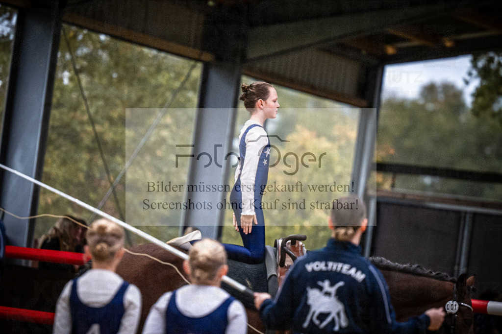 DOS_0063 | Entdecke hochwertige Reitturnierfotos von Foto Oger. Professionell, emotional und authentisch – jetzt Lieblingsmomente im Shop bestellen.Deutschlandweite Turnierfotografie. - Realisiert mit Pictrs.com