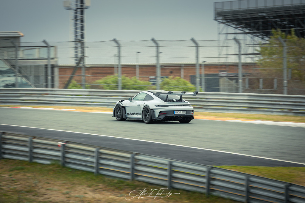 R6AT1283 _Alexander Tschuncky | Entdecken Sie die faszinierende Welt von Alexander Tschuncky Arts: Kreative Fotografie, atemberaubende Automobilkunst und hochwertiger Bilderdruck. Lassen Sie sich inspirieren! - Realisiert mit Pictrs.com