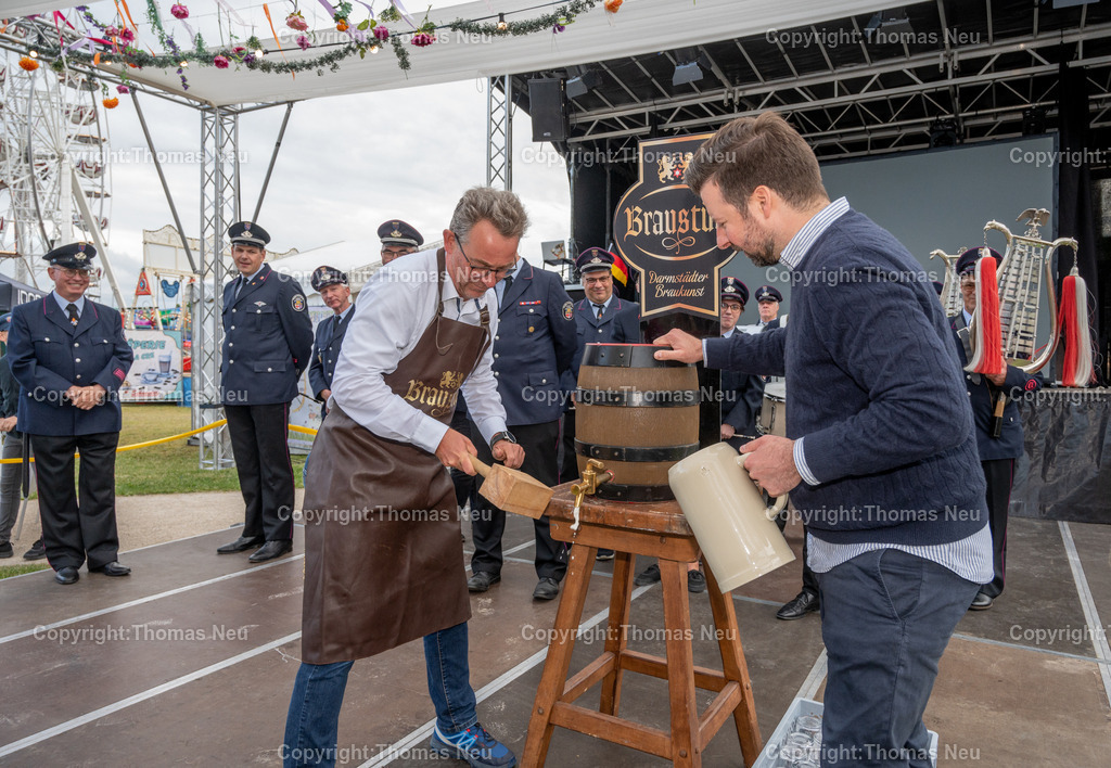 DSC_4180 | ble, Lorsch Eröffnung Johannisfest, ,Biersanstich Christian Schönung mit Wolfgang Koehler von der BraustüblBrauerei, , Bild: Thomas Neu