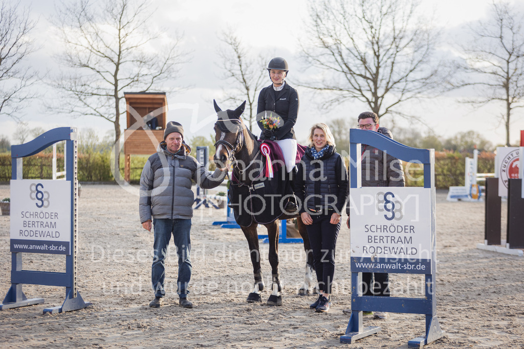 230426_HofSosath_SprPf-L-g-734 | Deine schönsten Turniermomente als professionelle Fotos! Entdecke hochwertige Pferdesport-Fotografie im Online-Shop. Jetzt Fotos finden & bestellen!