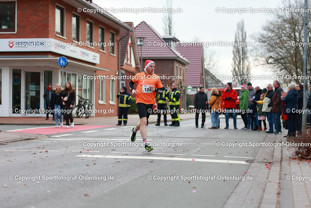 AMLA2895 | Bildershop "Sportfotograf-Oldenburg" mit Fotos von Sportevents in Oldenburg und Umzu. - Realisiert mit Pictrs.com