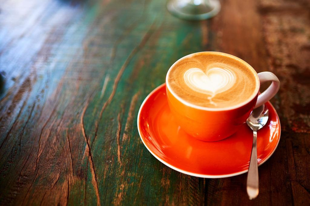 Cafebrennerei Franze | Wien, Austria - August 08, 2019: Cafebrennerei Franze am Kutschkermarkt; Melange mit einem Herz. - Realisiert mit Pictrs.com