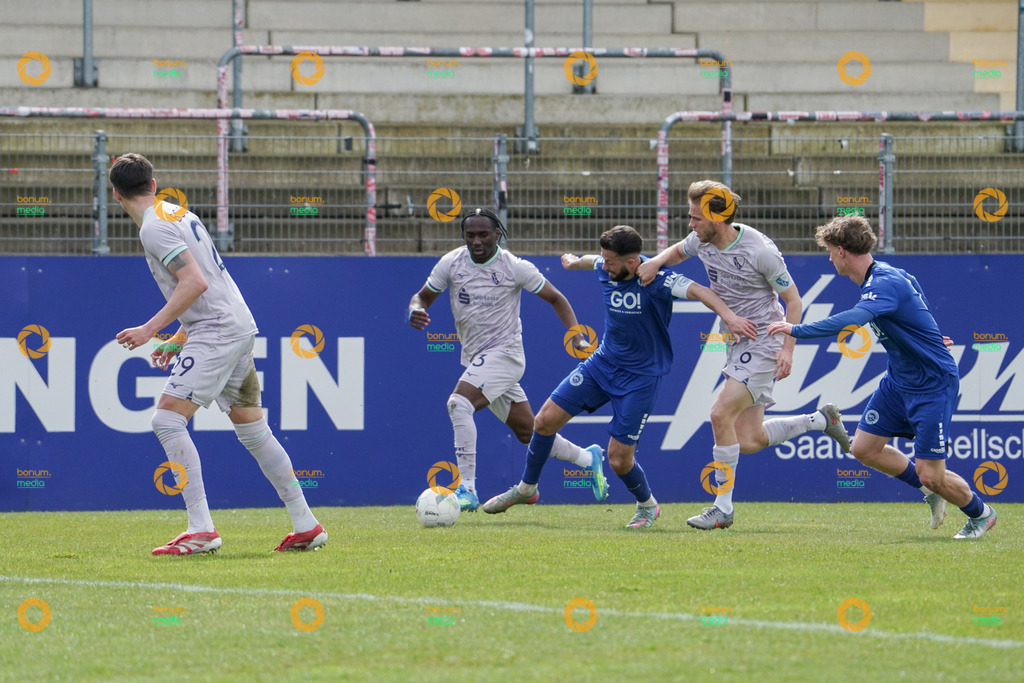 VfL Sportsfreunde Lotte vs. VfL Bochum II U23 - Regionalliga West - 28. Spieltag 2026 | Owono Darnell Keumo, 3Kamer Krasniqi, 10Max Ritter, 8 - Realisiert mit Pictrs.com