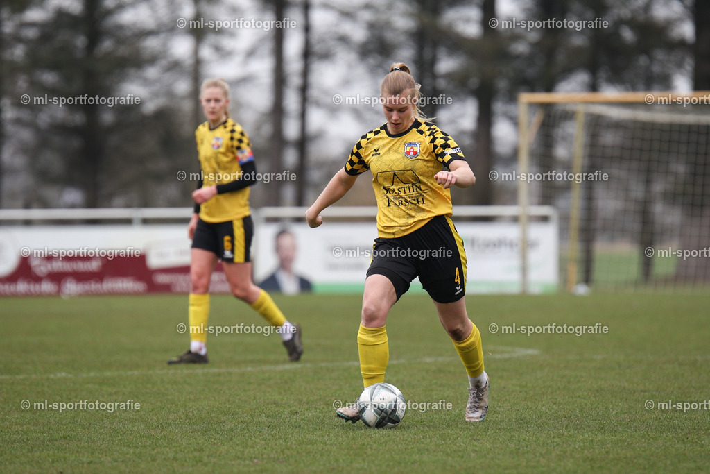 Fußball I Frauen I Saison 2025/2026 I Oberliga Schleswig-Holstein I 14. Spieltag I SV Frisia 03 Risum-Lindholm - SV Wahlstedt | ml-sportfotografie - Realisiert mit Pictrs.com