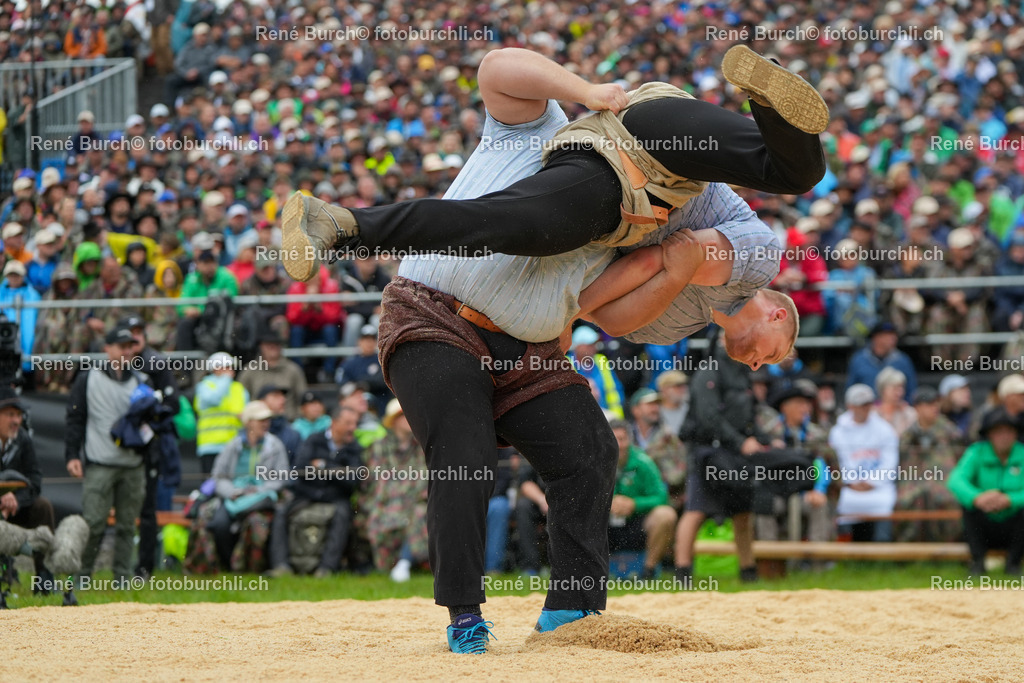 45 | René Burch leidenschaftlicher Fotograf aus Kerns in Obwalden.  Hier finden sie Sport, Landschaft und Natur Fotografie.
 - Realisiert mit Pictrs.com