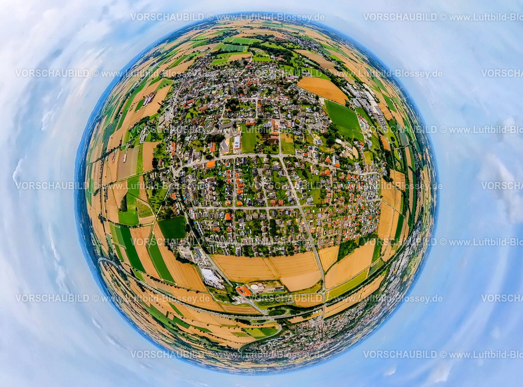 Werl240790034Buederich | Luftbild, Wohngebiet Ortsansicht Ortsteil Büderich, umgeben von Wiesen und Feldern, kachelförmige Strukturen, Erdkugel, Fisheye Aufnahme, Fischaugen Aufnahme, 360 Grad Aufnahme, tiny world, little planet, fisheye Bild, Ostbüderich, Werl, Soester Börde, Nordrhein-Westfalen, Deutschland
