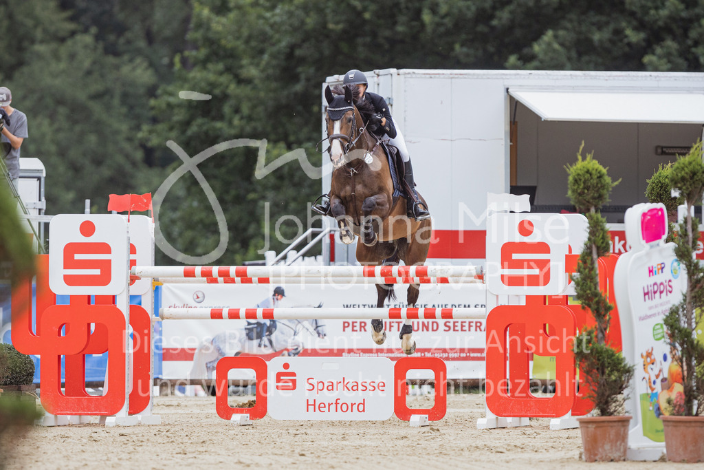 220729_BHO_GT_M2-Spr_1-226 | Deine schönsten Turniermomente als professionelle Fotos! Entdecke hochwertige Pferdesport-Fotografie im Online-Shop. Jetzt Fotos finden & bestellen!