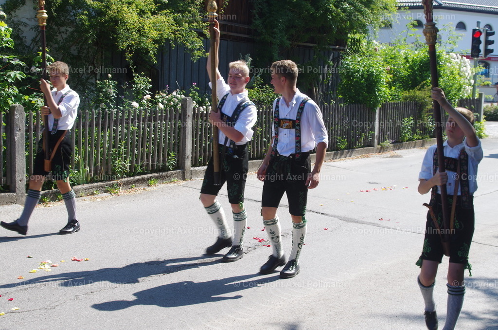 IMGP4197 | fotografiert von Axel PollmannLeonhardi Wallfahrt Benediktbeuern und Murnau, Fronleichnam, Fasching, Landschaft im Loisachtal und Benediktbeuern  - Realisiert mit Pictrs.com