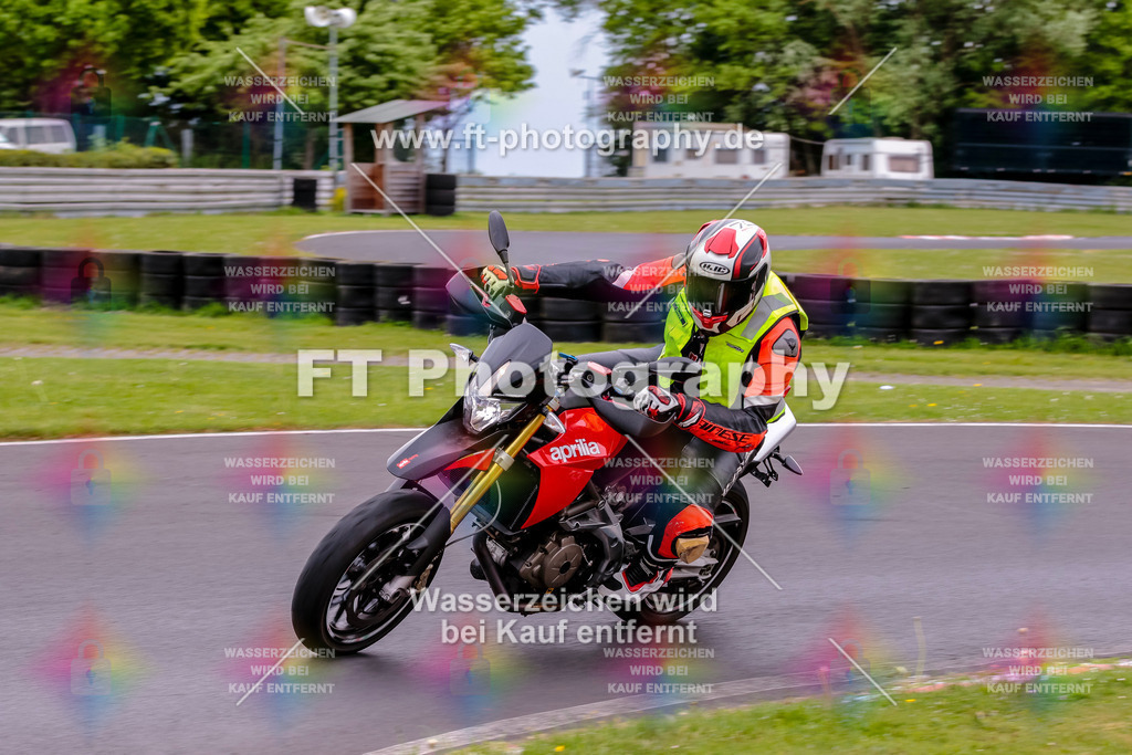 MotoTeamVBK-20323 | Hier findet Ihr Bilder von Touristenfahrten auf der Nürburgring Nordschleife oder von anderen Veranstaltungen die ich besucht habe. Viel Spass beim Durch Schauen 