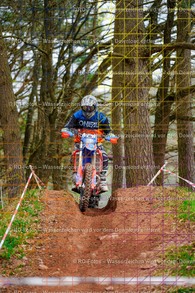 5 Lauf Mernes-1002 | Sportfotografie von RO-Fotos: Motorsport, Motocross, Enduro, Laufveranstaltungen und Triathlon. Professionelle Fotos von Sportlern und Events. - Realisiert mit Pictrs.com