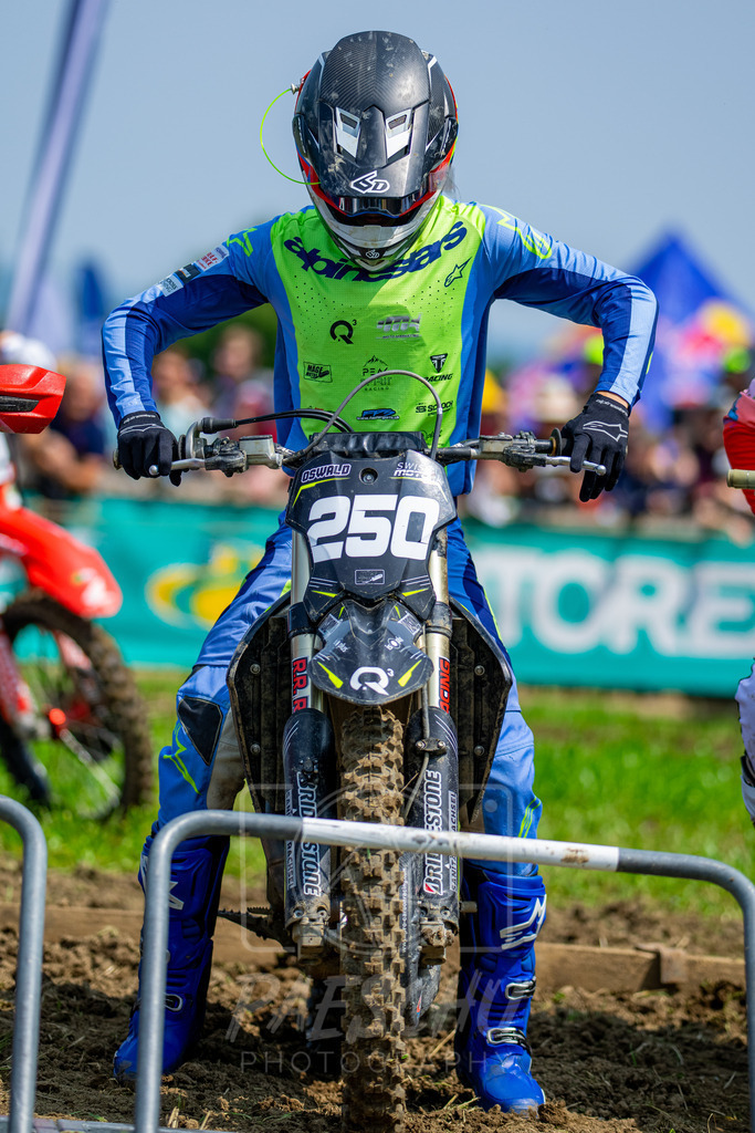 MX 2 (293) | Paeschuphoto Shop - Wer nicht sucht der auch nicht findet.Ob Motocrossbilder oder von einem besuchtem Spiel, Hauptsache Action. - Realisiert mit Pictrs.com