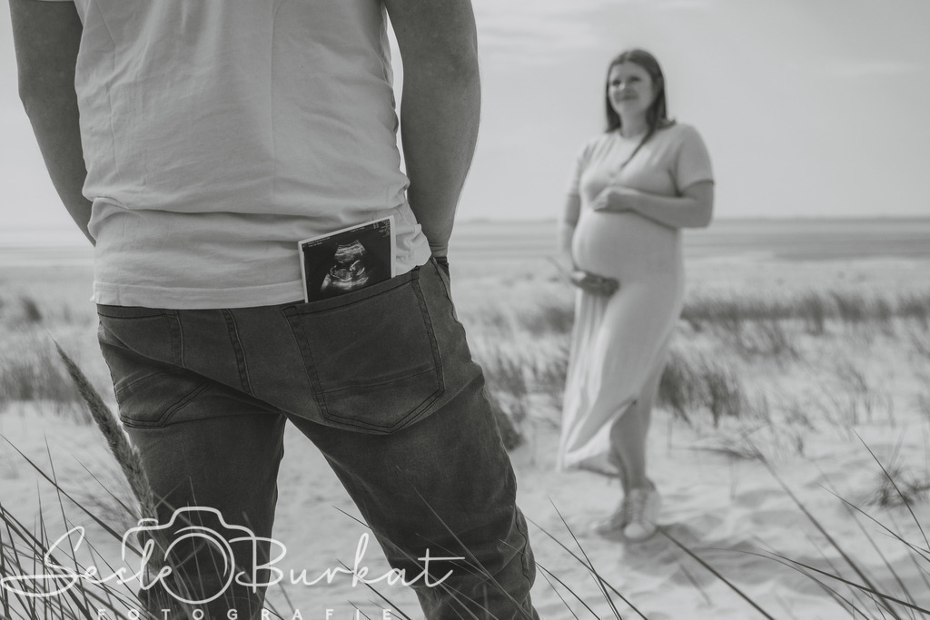 IMG_3396 | Authentische, natürliche und emotionale Fotoshootings auf der Nordseeinsel Föhr. Als Fotografin halte ich deine schönsten Momente in einzigartigen Neugeborenen-, Familien-, Paar- und Einzelshootings fest. Jetzt einen Termin vereinbaren!