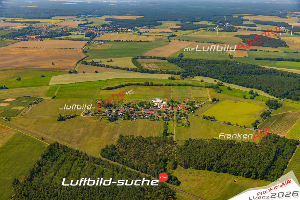 Luftaufnahme Zibberick Angern - Die Luftaufnahme wurde 2025 vom UL-Flugzeug heraus erstellt ( ohne Drohne ) - Hochauflösende Luftaufnahme - für professionelle Ausdrucke geeignet. Die Geschenkidee !Mit Lizenz und Bildrechte bestellbar