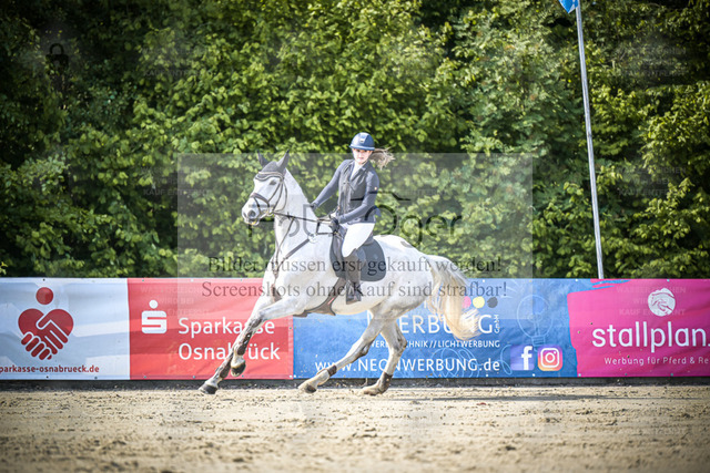 DOS_3155 | Entdecke hochwertige Reitturnierfotos von Foto Oger. Professionell, emotional und authentisch – jetzt Lieblingsmomente im Shop bestellen. - Realized with Pictrs.com