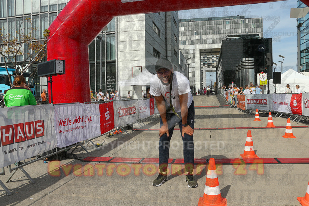 250920_1351_EX1_6889 | Sportfotografie im Rhein-Sieg Kreis, Köln, Bonn, NRW, Rheinland Pfalz, Hessen, etc. Unser Tätigkeitsfeld umfasst den Laufsport vom Volkslauf über den Marathon, Duathlon, Triathon bis zum Ultralauf wie Kölnpfad Ultra oder Schindertrail.