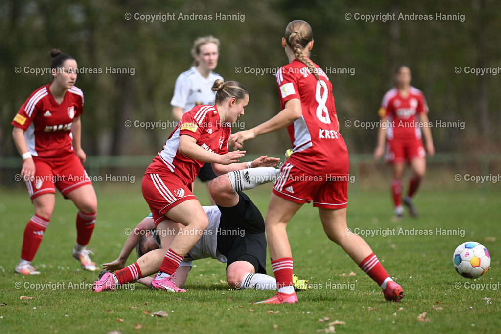 Fußball I Frauen I Saison 2024-25 I Oberliga I FC Jesteburg-Bendestorf - SpVg Aurich Frauen I 13.4.2025 | a-hannig - Realisiert mit Pictrs.com