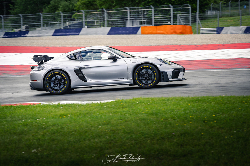 R6AT4902 _Alexander Tschuncky | Entdecken Sie die faszinierende Welt von Alexander Tschuncky Arts: Kreative Fotografie, atemberaubende Automobilkunst und hochwertiger Bilderdruck. Lassen Sie sich inspirieren! - Realisiert mit Pictrs.com
