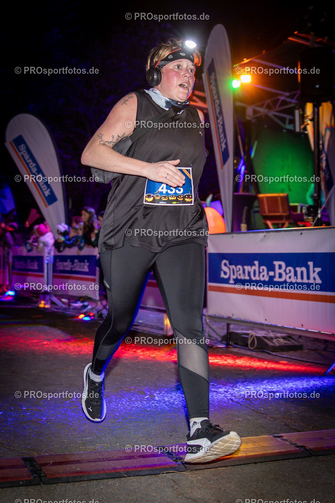 Halloween Run 2025 in Koeln, 31.10.2025 | Impressionen vom Halloween Run 2025 am 31.10.2025 in Koeln (Forstbotanischer Garten Rodenkirchen). Foto: Axel Kohring/Beautiful Sports