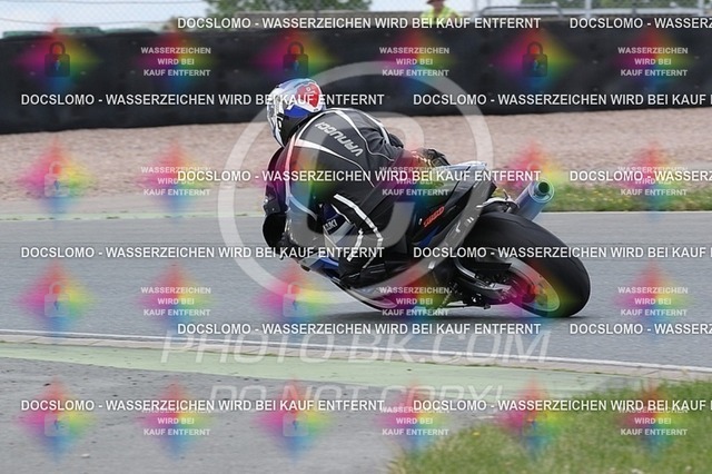 2016-07-01-PBK-2729 | Sportfotografie; SlowMotion; Video; Rennstrecke; Hafeneger; RSE; Speer; Trackday; Motorsportarena; Hockenheimring; Brno; Most; Barcelona; Valencia, Benny; Kaetzmer;